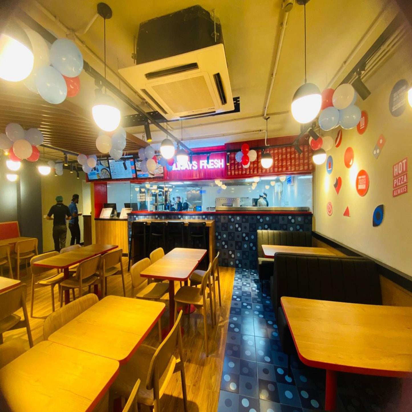Domino's Pizza Khayaban-e-Ittehad, DHA Phase 2, Karachi