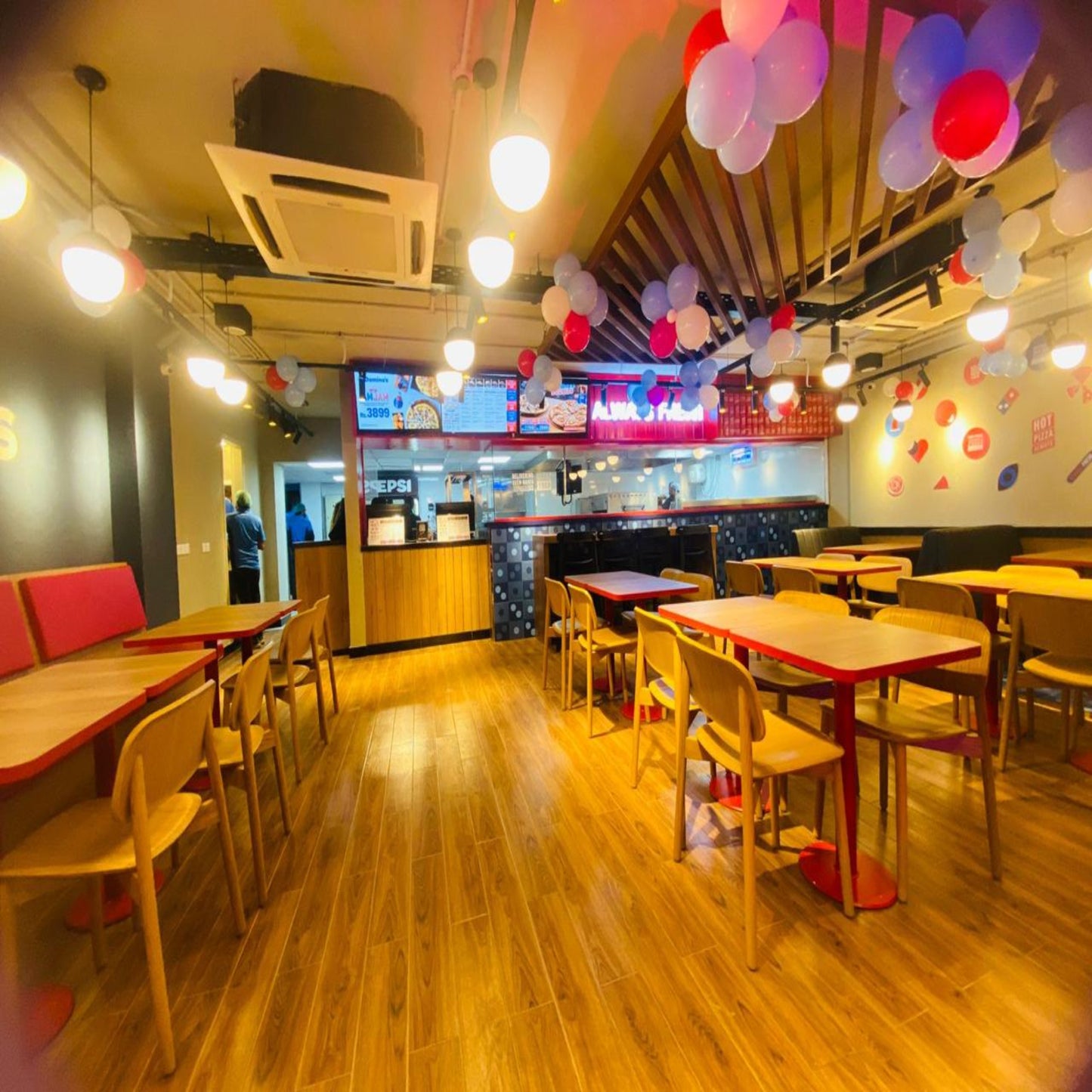 Domino's Pizza Khayaban-e-Ittehad, DHA Phase 2, Karachi