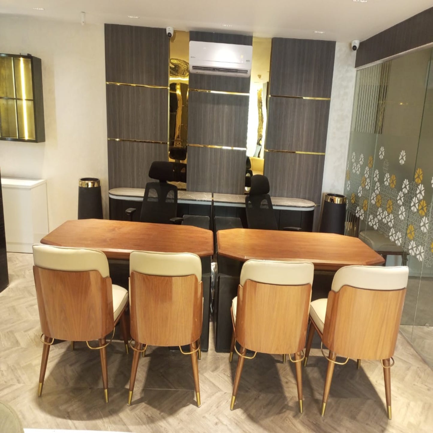 Bank Alfalah Premier Lounge, DHA Phase II, Islamabad.