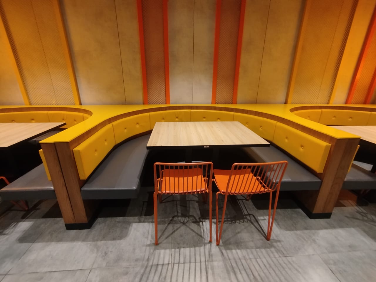 Restaurant Furniture Supply – Cheezious Mardan