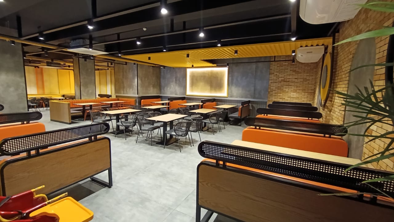 Restaurant Furniture Supply – Cheezious Mardan