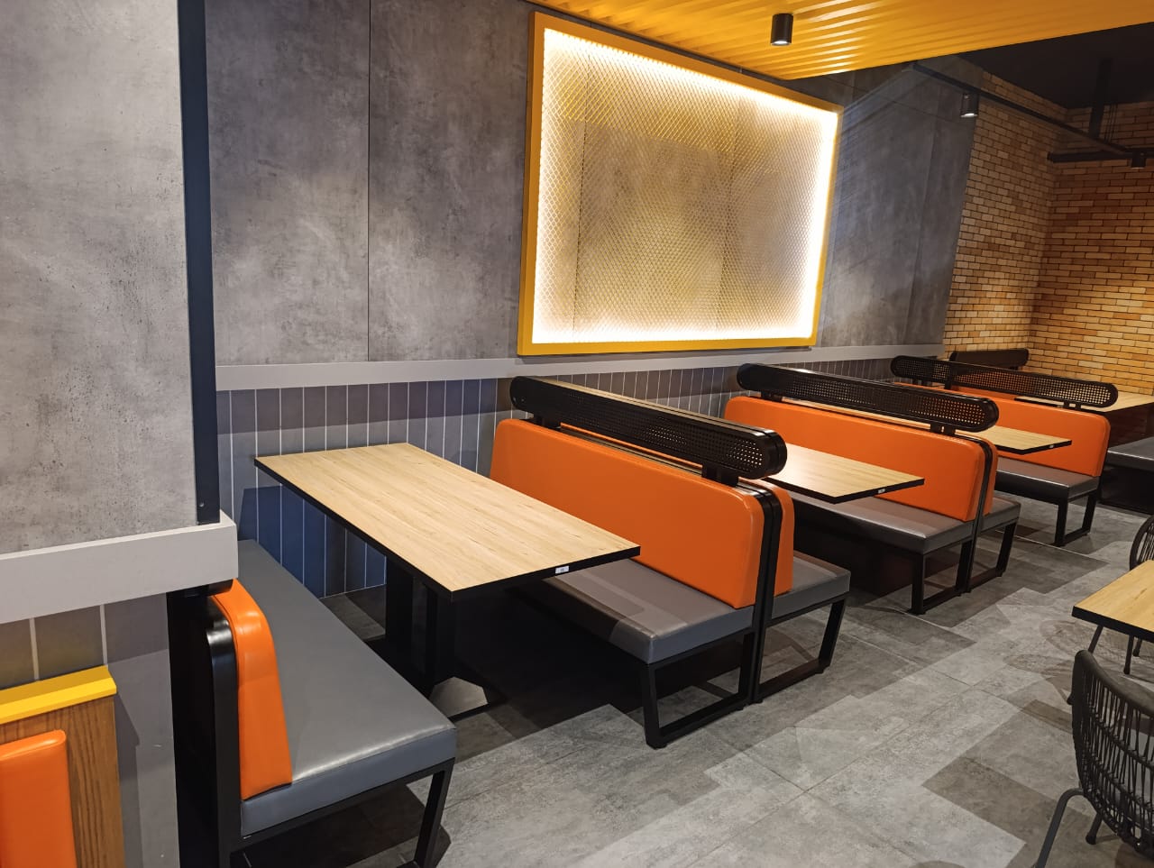 Restaurant Furniture Supply – Cheezious Mardan